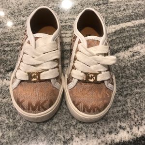 Kids Authentic Michael Kors shoes size 7 EU 23